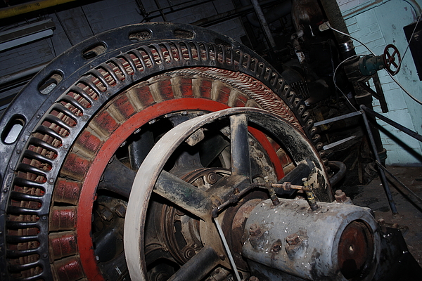 Skinner Unaflow Steam Engine at Nichols and Stone Factory in Gardner, MA